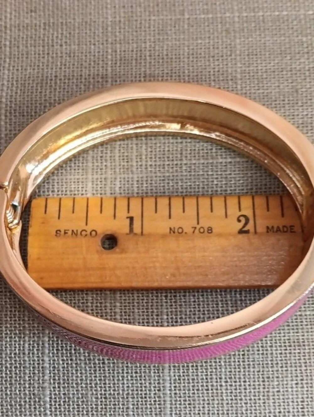 Avon Gold-Tone Fuchsia Pink Enamel Hinged Bangle Bracelet
